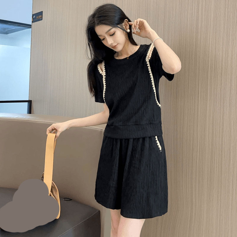 Kore Moda Kapalı Omuz T-Shirt  - Street Fashion In Korea incelemesi ve fiyatı